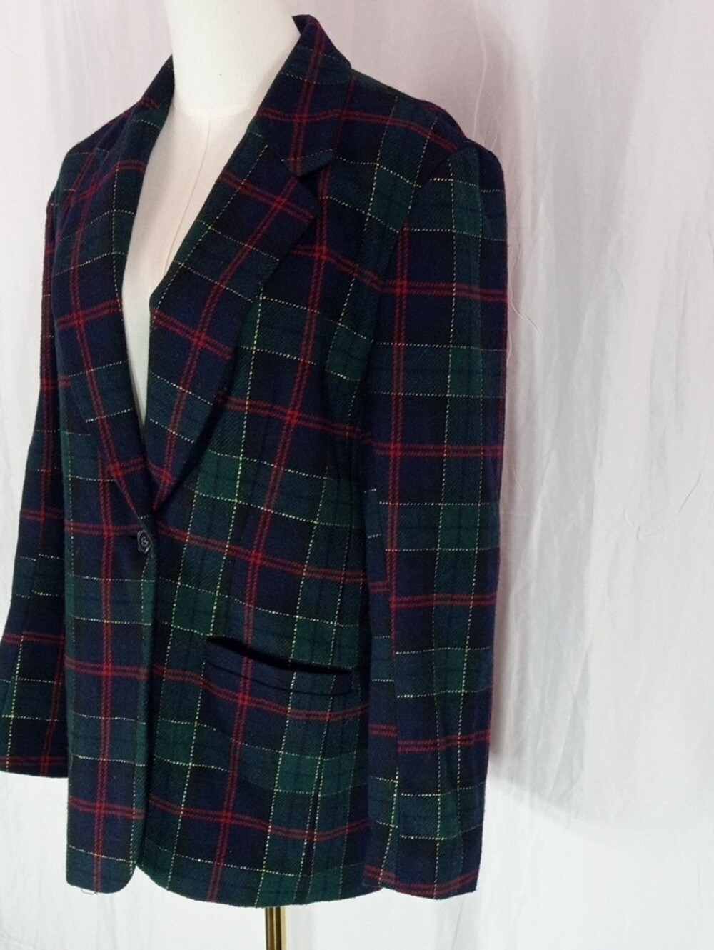 White Stag Plaid Single-Button Blazer in Navy & Green - Picture 2 of 9